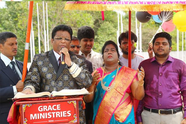 Grace Ministry Celebrated the Feast of Divine Mercy 2018 along with the 5th Anniversary of Prayer Center with grandeur in Mangalore here on April 6, 2018.